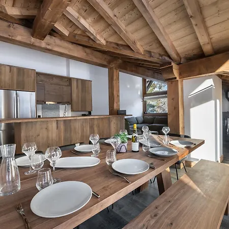 Spacieux De Luxe A Courchevel, Proche Pistes Et Commerces, Parking Inclus - Fr-1-568-7 Apartment