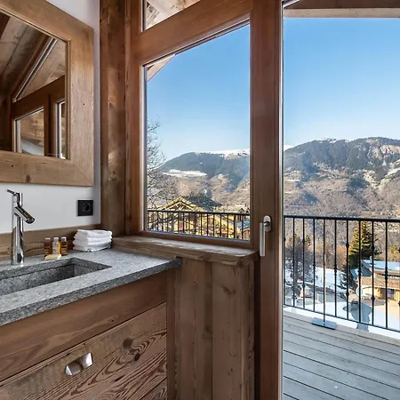 Spacieux De Luxe A Courchevel, Proche Pistes Et Commerces, Parking Inclus - Fr-1-568-7 Apartment