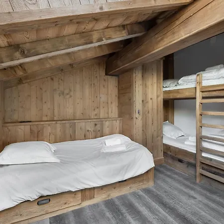 Spacieux De Luxe à Courchevel, Proche Pistes Et Commerces, Parking Inclus - Fr-1-568-7