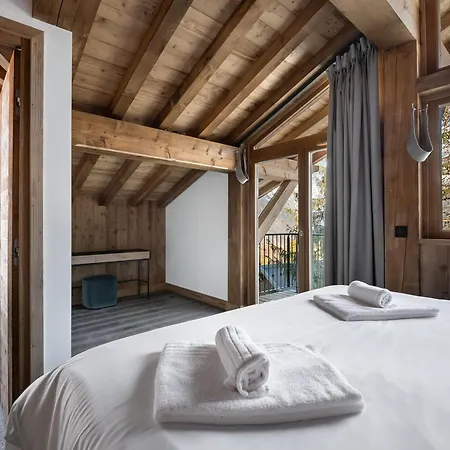 Spacieux De Luxe à Courchevel, Proche Pistes Et Commerces, Parking Inclus - Fr-1-568-7 Apartamento *